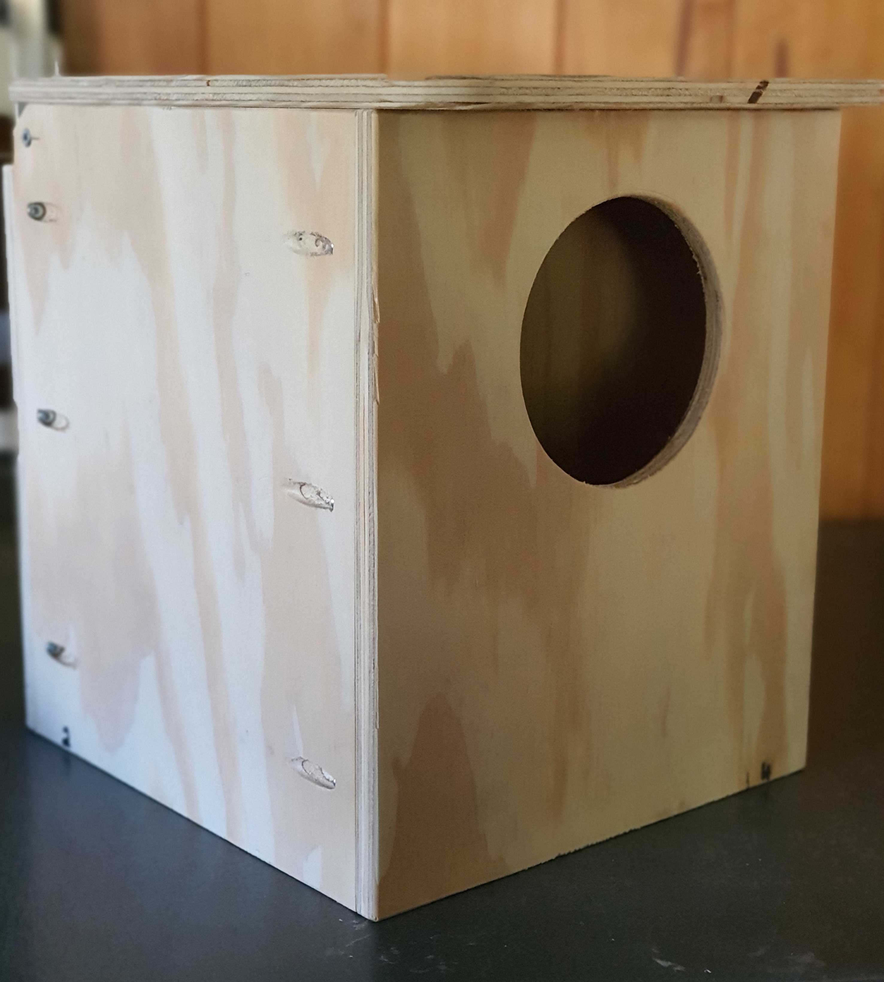 Flat Pack possum box image